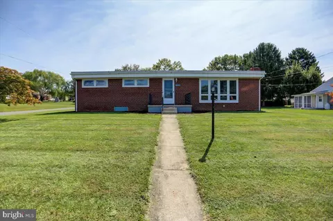 303 Geiser Ave, Waynesboro, PA 17268