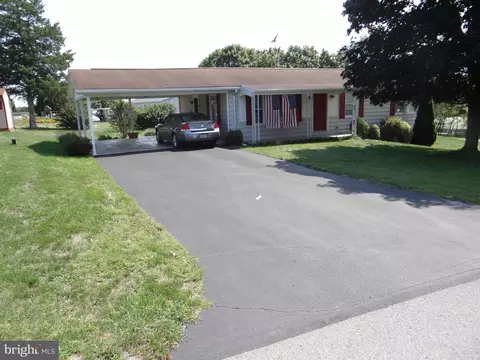 12583 Orchard Cir, Mercersburg, PA 17236