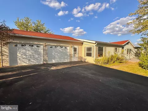 6303 Hager Rd, Greencastle, PA 17225