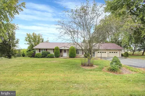 6229 Duffield Rd, Chambersburg, PA 17202