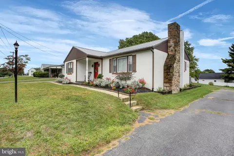 469 Warm Spring Rd, Chambersburg, PA 17202