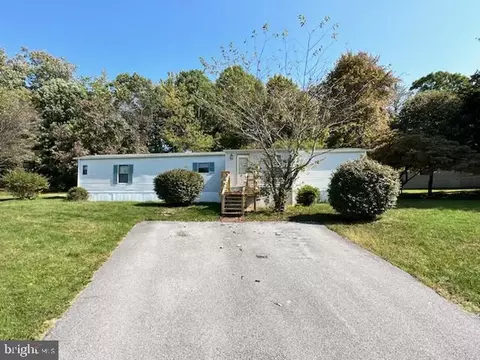 13145 Ashton Dr #15, Waynesboro, PA 17268