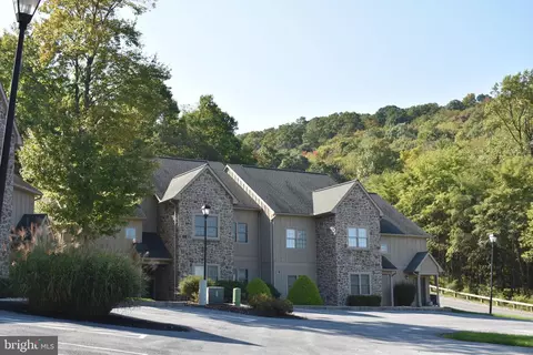 14090 Blairs Ridge Dr, Mercersburg, PA 17236