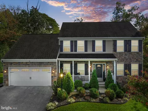 111 Featherdale Cir, Fayetteville, PA 17222