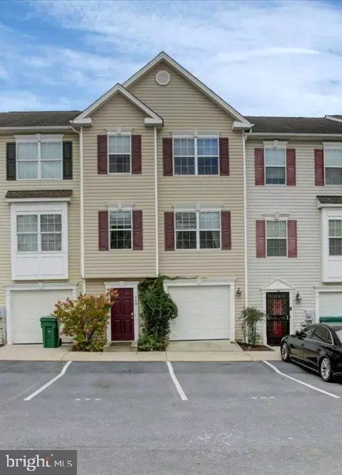 558 S Carlisle St, Greencastle, PA 17225