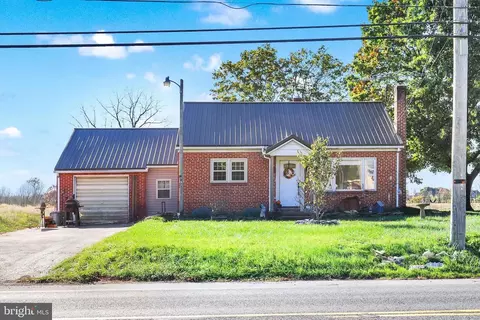 6294 Lincoln Way W, Saint Thomas, PA 17252