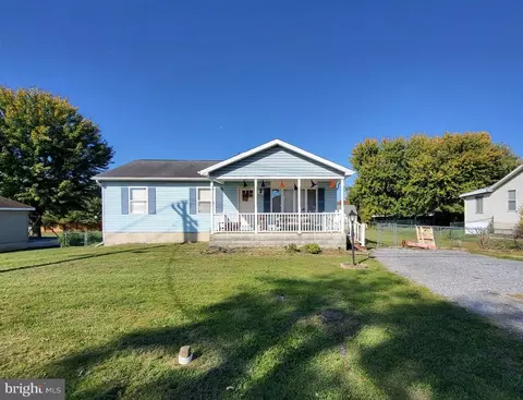 2913 White Church Rd, Chambersburg, PA 17202