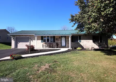 9223 Branch St, Greencastle, PA 17225
