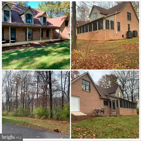 726 Winwood Dr, Saint Thomas, PA 17252
