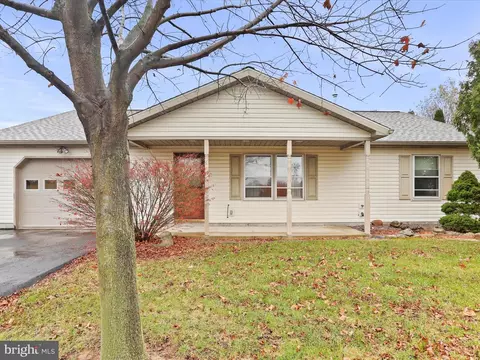 4288 Parnell Dr, Mercersburg, PA 17236
