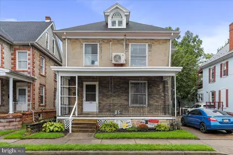 524 Poplar Ave, Chambersburg, PA 17201