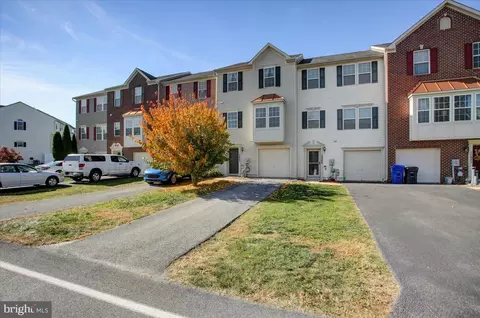 12487 Jackson Ave, Waynesboro, PA 17268