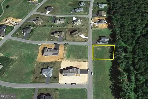 7023 St Annes, Fayetteville, PA 17222