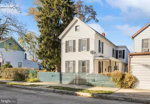 497 E Washington St, Chambersburg, PA 17201
