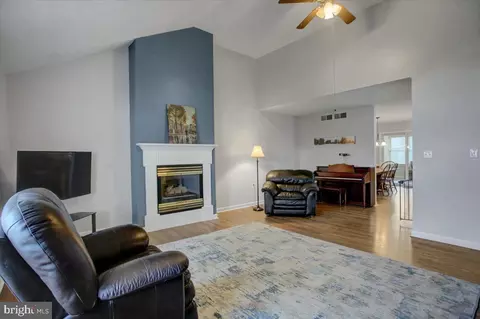 3430 Gleneagles Dr, Chambersburg, PA 17202