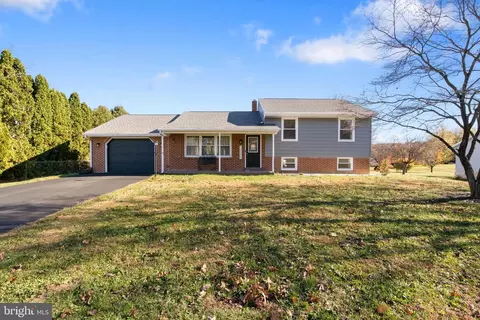 10088 Mccreary, Shippensburg, PA 17257