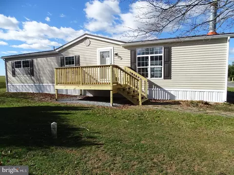 362 Cameo Dr, Fayetteville, PA 17222