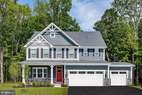 1743 Shannon Dr S, Greencastle, PA 17225