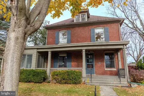 523 Guilford Ave #2, Chambersburg, PA 17201
