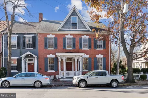 48 Main St N, Mercersburg, PA 17236