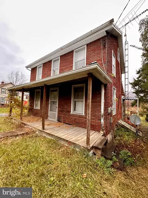 13567 Main St, Fort Loudon, PA 17224