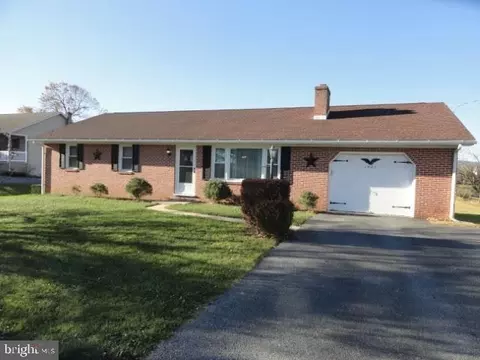 1423 Brechbill Rd #6, Chambersburg, PA 17202