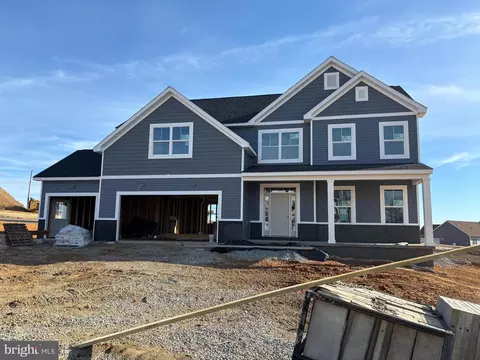 2520 Austin Ave, Chambersburg, PA 17202