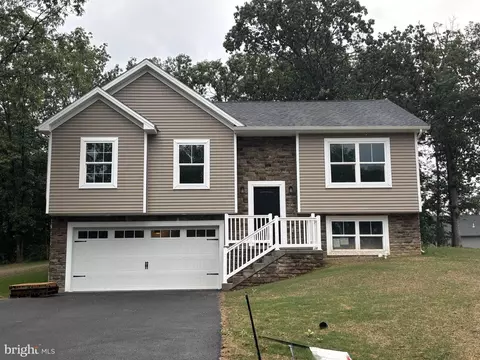 4115 Percy Ave, Chambersburg, PA 17202