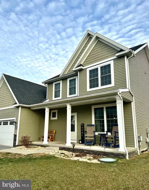 1612 Wind Flower Rd, Chambersburg, PA 17202
