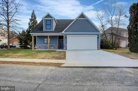 109 Baker And Russell, Shippensburg, PA 17257