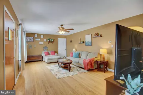 234 Warm Spring Rd, Chambersburg, PA 17202