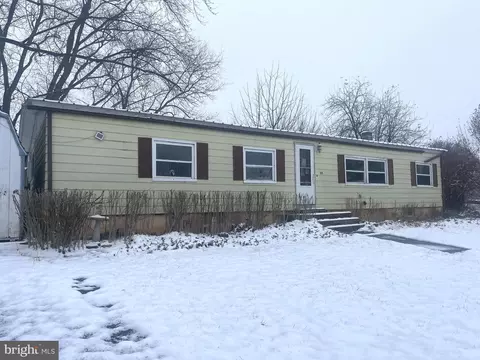 10642 Mapleton Rd, Shippensburg, PA 17257