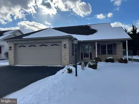 250 Eisenhower Dr, Chambersburg, PA 17201