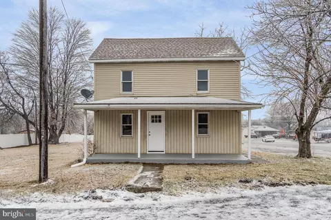 13797 Buchanan Trl W, Mercersburg, PA 17236