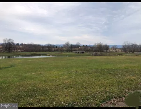 Meadowcreek Drive, Chambersburg, PA 17202