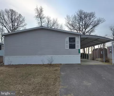 254 Cameo Dr, Fayetteville, PA 17222