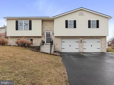 1485 Johnson Rd, Chambersburg, PA 17202