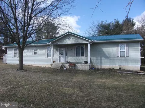 109 W A W Main St, Fayetteville, PA 17222