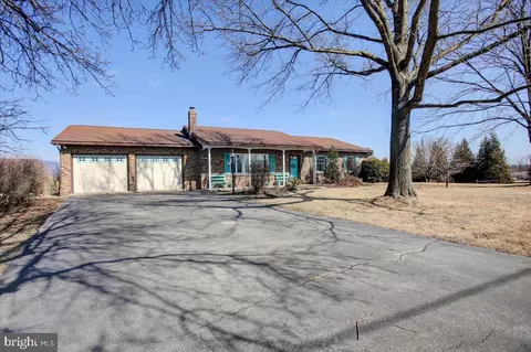 4155 Edenville Rd, Chambersburg, PA 17202