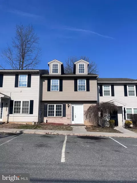 4494 Scotland Main St, Chambersburg, PA 17202