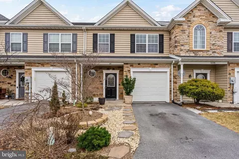 1234 Emilys Ct, Greencastle, PA 17225