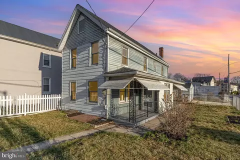 395 E Queen St, Chambersburg, PA 17201