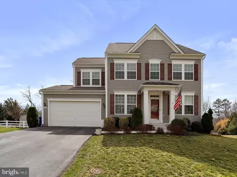 6830 Appleton Dr, Fayetteville, PA 17222