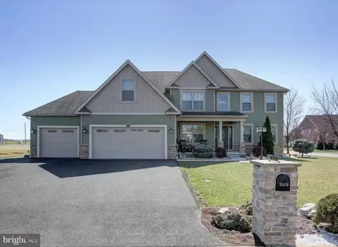 2426 Somerset Rd, Chambersburg, PA 17202