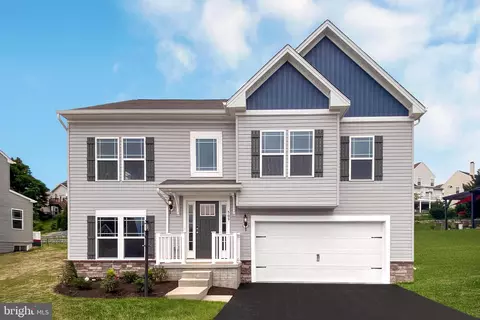 509 Evangeline Dr, Waynesboro, PA 17268