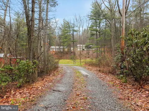 3015 Stillhouse Hollow Rd, Shippensburg, PA 17257