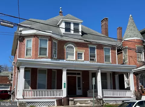 25 N Franklin St, Chambersburg, PA 17201