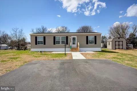 43 Maizefield Dr, Shippensburg, PA 17257