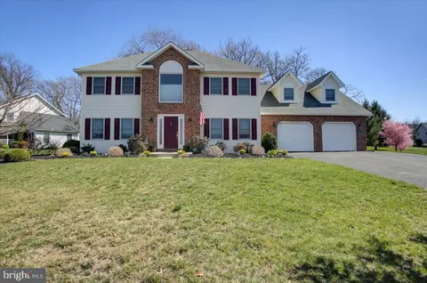 350 Bradley Ln, Shippensburg, PA 17257