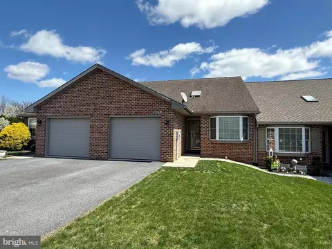 1252 Progress Rd, Chambersburg, PA 17201